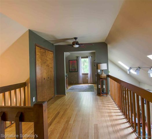 4945 Whitlow Court, Commerce Twp, MI 48382