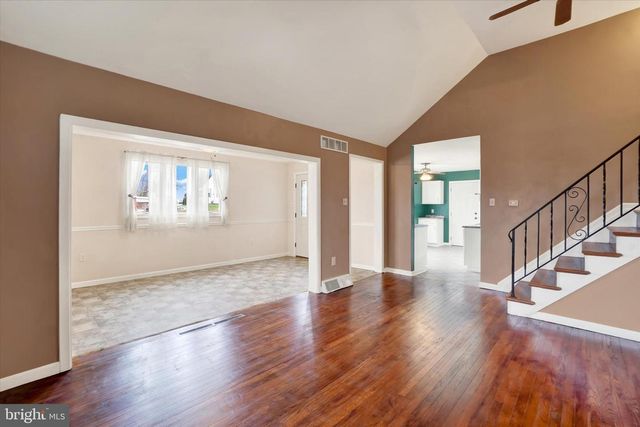 310 HERMAN ST, York, PA 17404