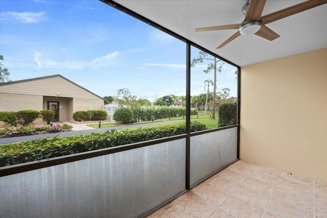 708 Sunny Pine Way B1, Greenacres, FL 33415