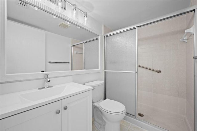708 Sunny Pine Way B1, Greenacres, FL 33415