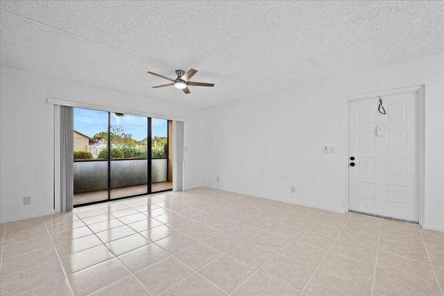 708 Sunny Pine Way B1, Greenacres, FL 33415