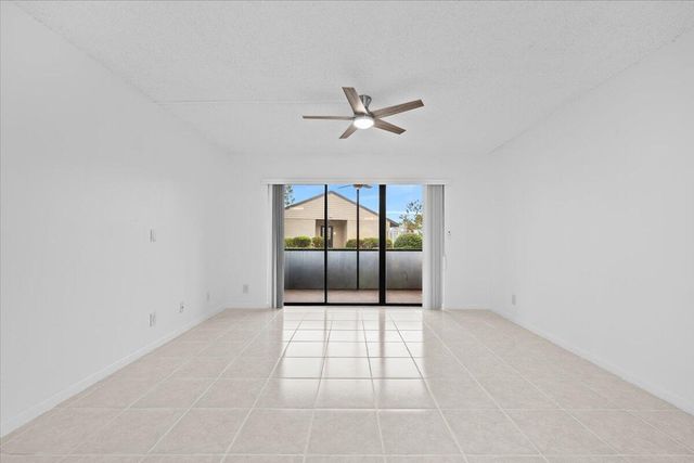 708 Sunny Pine Way B1, Greenacres, FL 33415