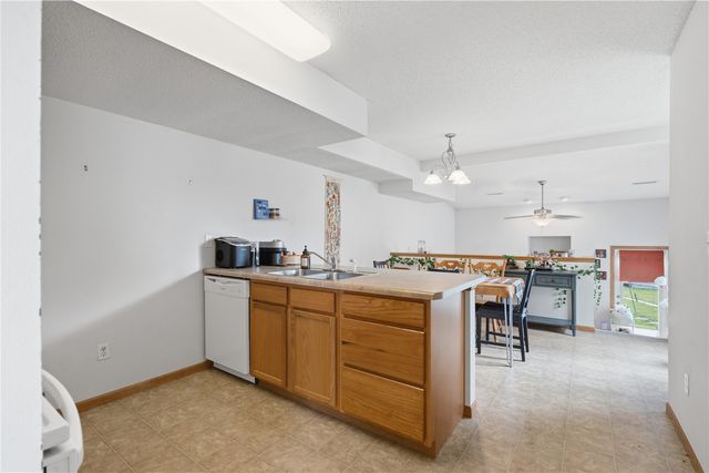 531 E Goldfinch, Tiffin, IA 52340