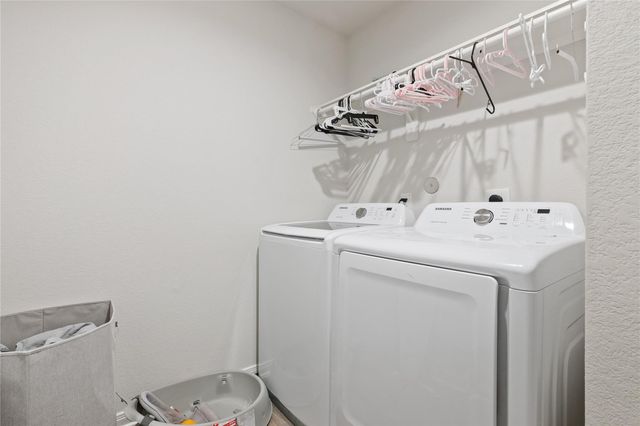 412 Del Monte Drive, Huntsville, TX 77320