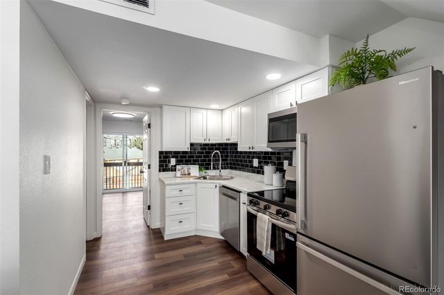 1885 S Quebec Way A210, Denver, CO 80231