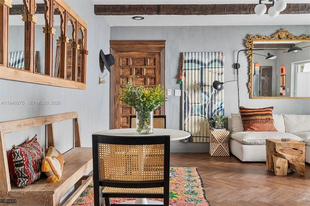 2858 Pine Tree Dr 4, Miami Beach, FL 33140