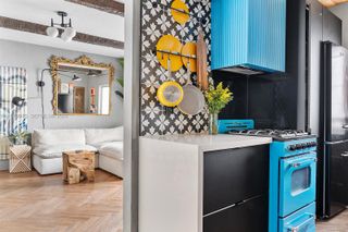 2858 Pine Tree Dr 4, Miami Beach, FL 33140