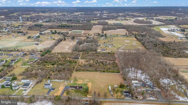 215 W WEYMOUTH MALAGA RD, Vineland, NJ 08360