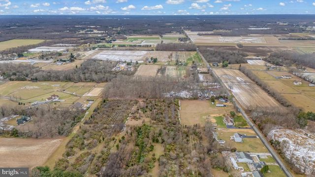 215 W WEYMOUTH MALAGA RD, Vineland, NJ 08360