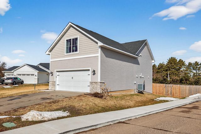 1115 Rich River Way, New Richmond, WI 54017