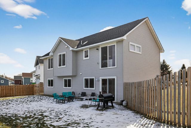 1115 Rich River Way, New Richmond, WI 54017