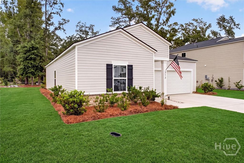 Image 2 of property listing at 313 Lillian Street, Rincon, GA 31326