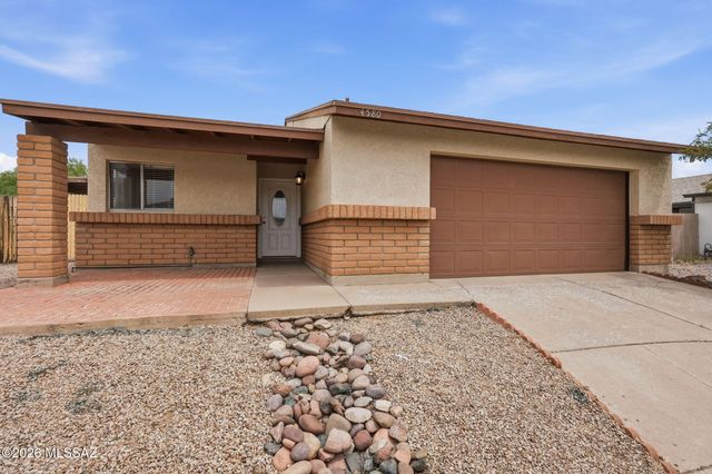 4580 W Dunn Place, Tucson, AZ 85741