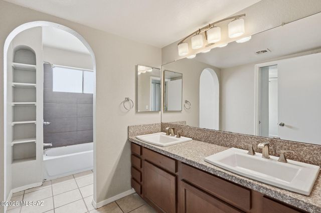 4580 W Dunn Place, Tucson, AZ 85741