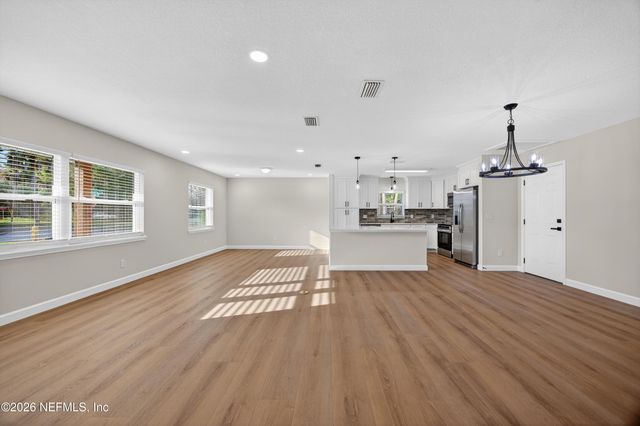 8163 EL CIENTO Court, Jacksonville, FL 32217