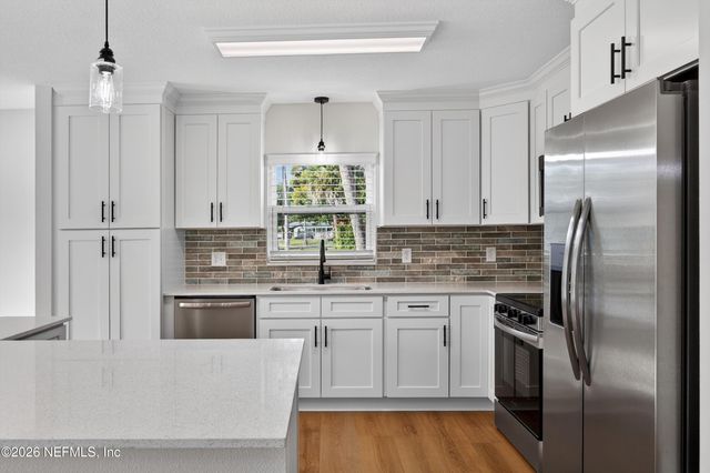 8163 EL CIENTO Court, Jacksonville, FL 32217