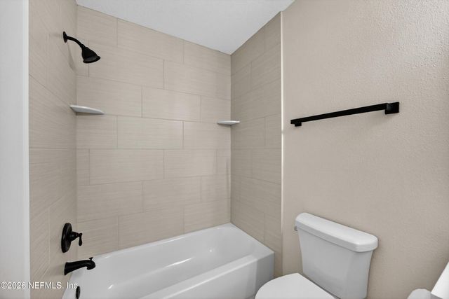 8163 EL CIENTO Court, Jacksonville, FL 32217