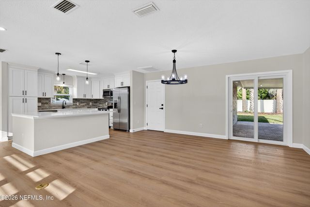 8163 EL CIENTO Court, Jacksonville, FL 32217