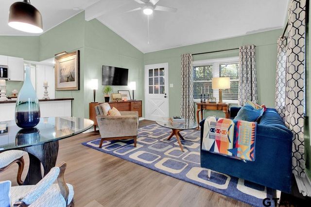 212 Canyon, Hideaway, TX 75771