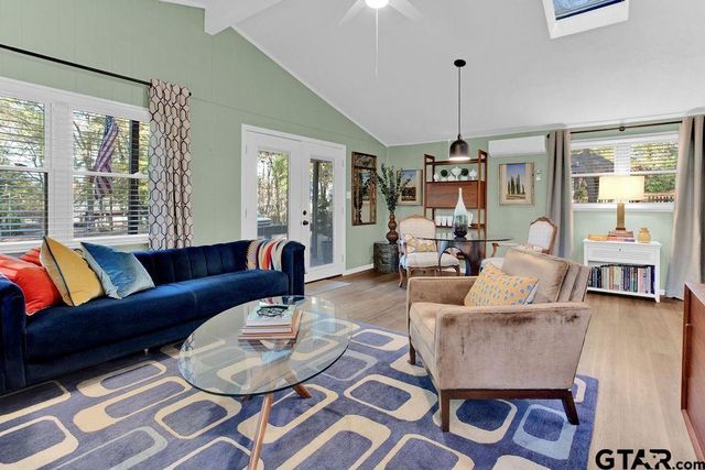 212 Canyon, Hideaway, TX 75771