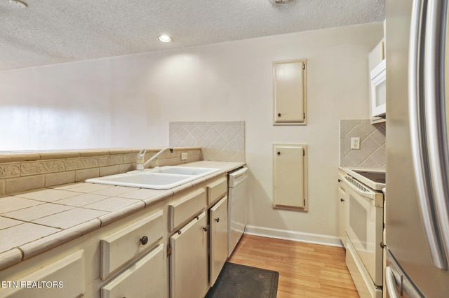 65 Lakeshore Terrace 22, Crossville, TN 38558