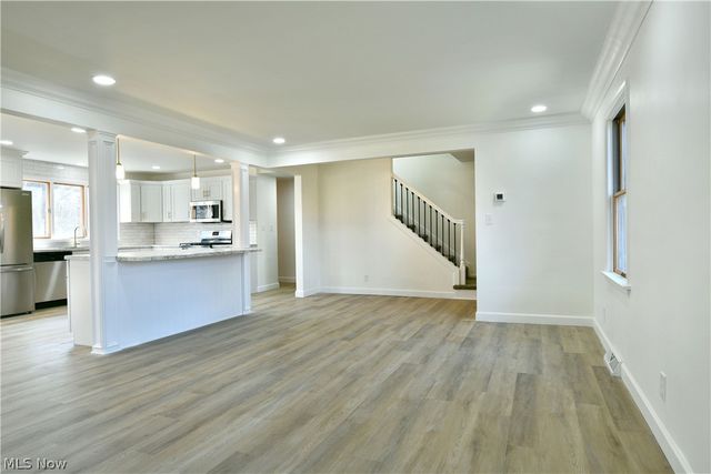 8351 Chesterton Drive, Youngstown, OH 44514