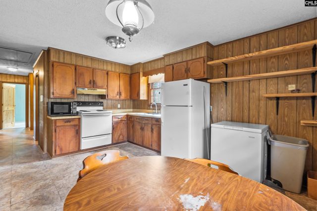 812 Basil Road, Swansea, SC 29160