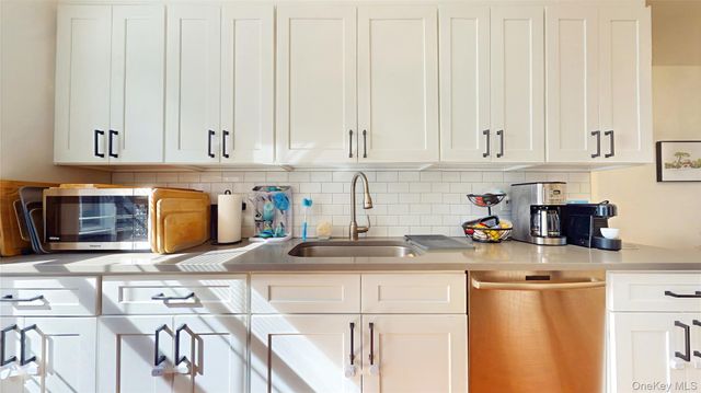 68-41 Dartmouth Street, Forest Hills, NY 11375