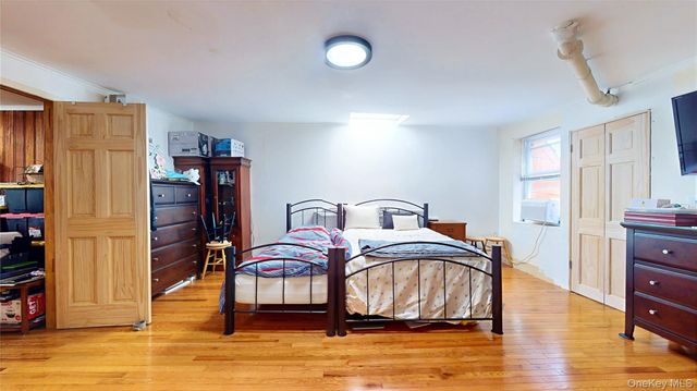 68-41 Dartmouth Street, Forest Hills, NY 11375