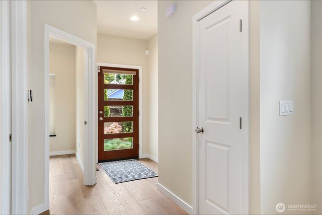 28008 8th Lane S, Des Moines, WA 98198