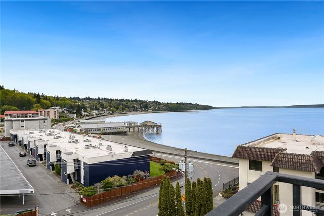 28008 8th Lane S, Des Moines, WA 98198