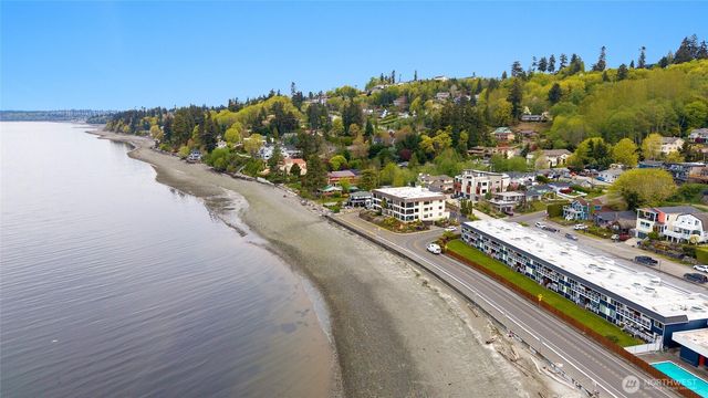 28008 8th Lane S, Des Moines, WA 98198