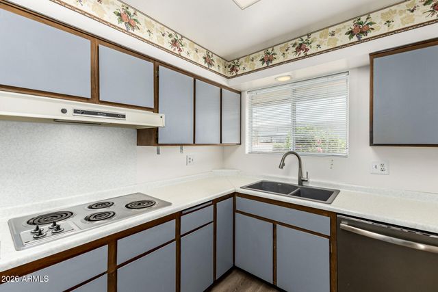 10803 W CAMELOT Circle, Sun City, AZ 85351