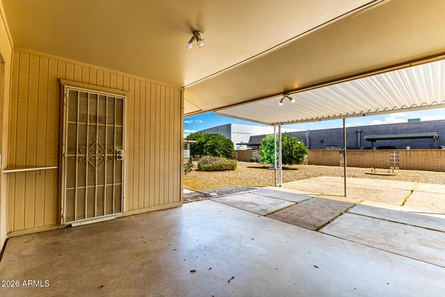 10803 W CAMELOT Circle, Sun City, AZ 85351