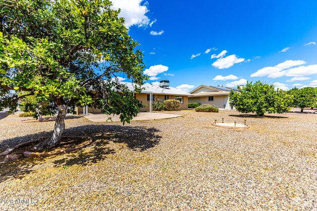 10803 W CAMELOT Circle, Sun City, AZ 85351