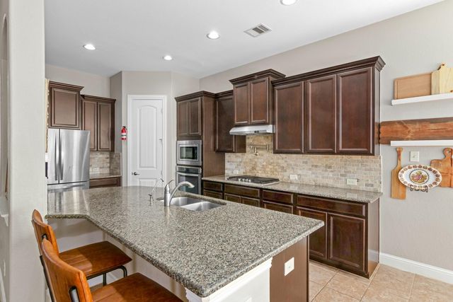 311 W Bend Drive, League City, TX 77573