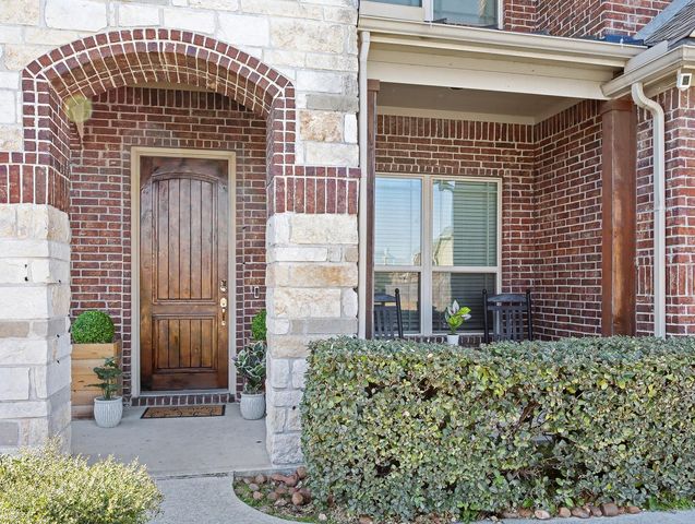 311 W Bend Drive, League City, TX 77573