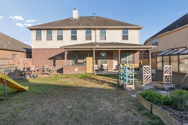 311 W Bend Drive, League City, TX 77573