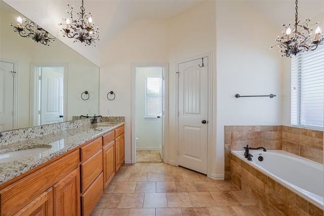278 Spyglass Drive, Willow Park, TX 76008