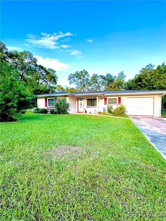 706 Mayflower Avenue, Inverness, FL 34452