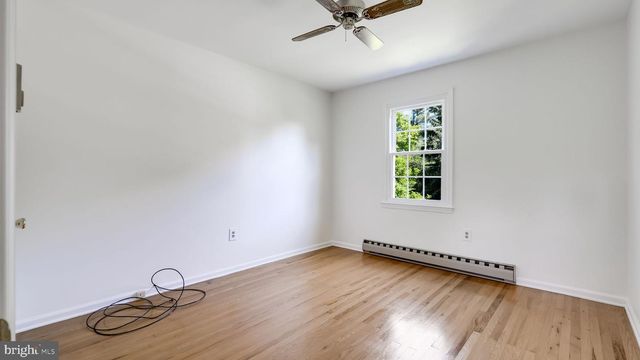 21 BELMONT SQ, Doylestown, PA 18901
