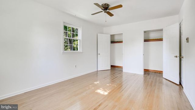 21 BELMONT SQ, Doylestown, PA 18901