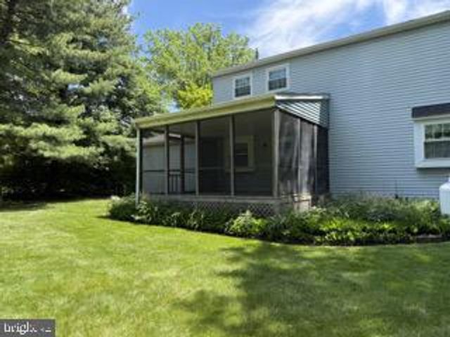 21 BELMONT SQ, Doylestown, PA 18901