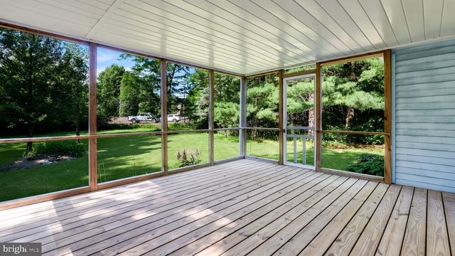 21 BELMONT SQ, Doylestown, PA 18901