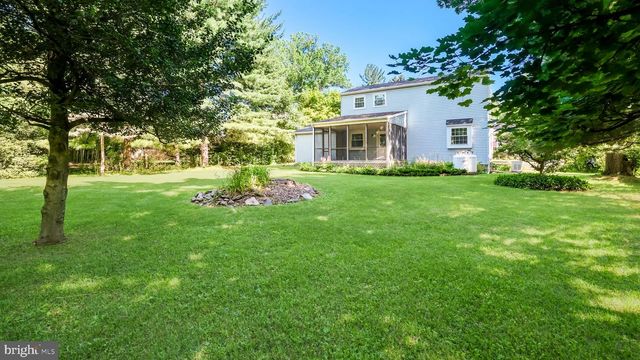 21 BELMONT SQ, Doylestown, PA 18901