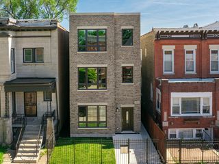 3031 W WARREN Boulevard, Chicago, IL 60612