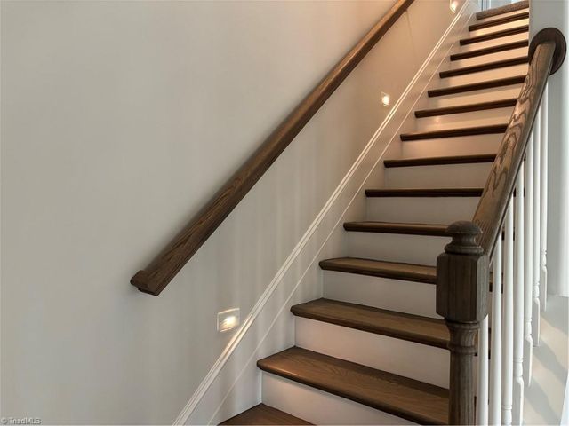 1040 Beechcraft Drive, Mebane, NC 27302