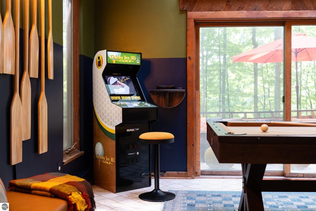 Image 15 of property listing at 5811 East Village Drive, Bellaire, MI 49615