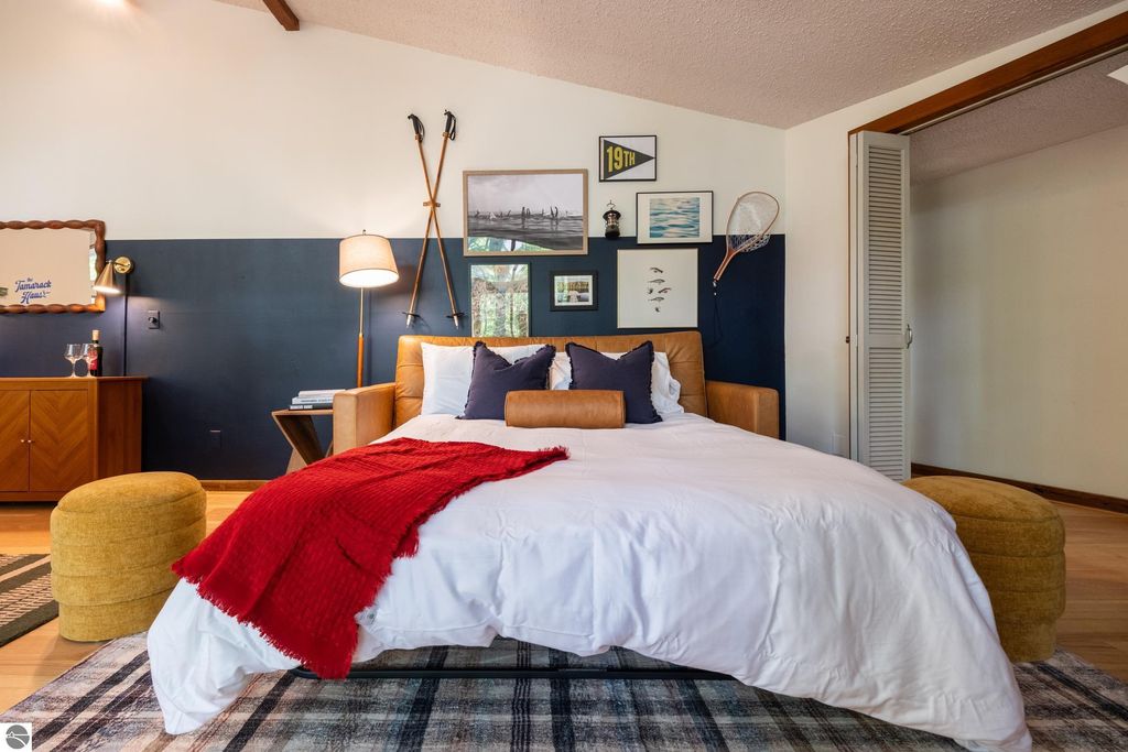 Image 29 of property listing at 5811 East Village Drive, Bellaire, MI 49615