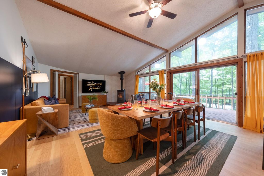 Image 7 of property listing at 5811 East Village Drive, Bellaire, MI 49615